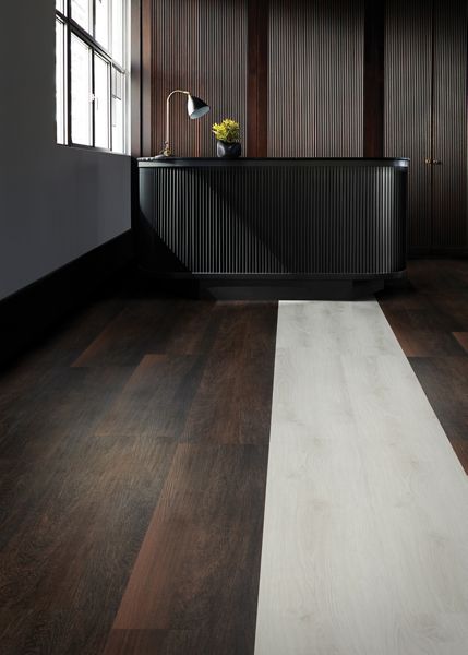 Level Set, Woodgrain