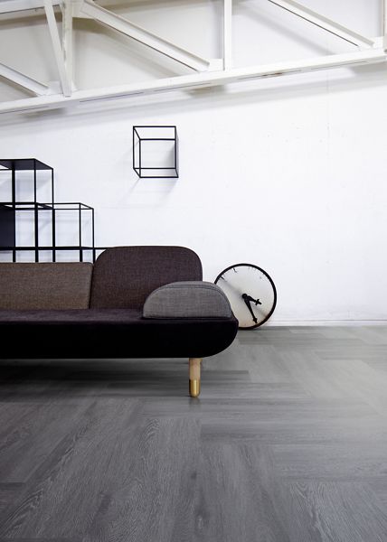 Level Set Woodgrains