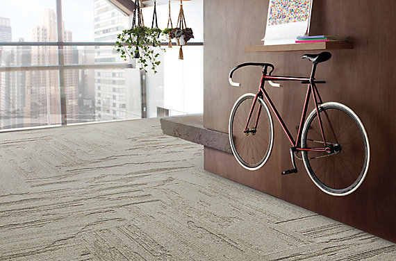 Diseña tu piso con alfombra modular de Interface